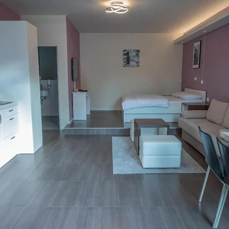 Hana - * Любляна